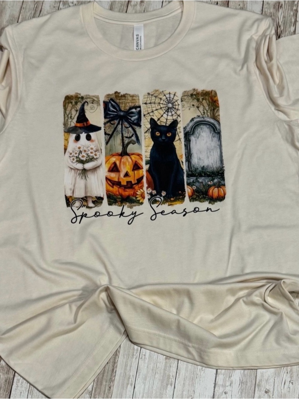Halloween Women’s Cream 'Spooky Season' Graphic Shirt Large